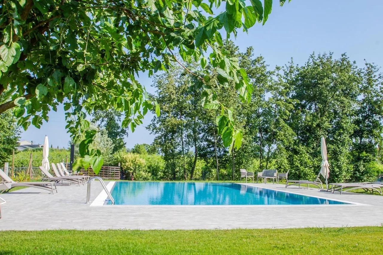 Orchidea Del Garda Rooms & Apartments Peschiera del Garda Italië