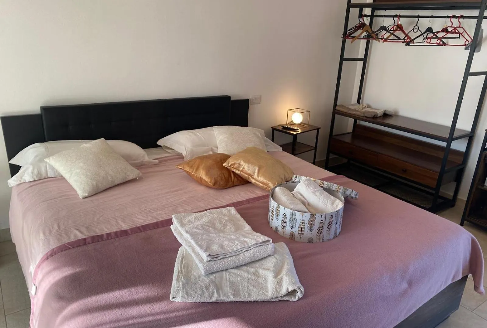 Orchidea Del Garda Rooms & Apartments Peschiera del Garda 0*,